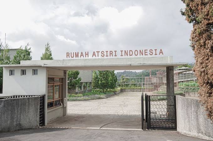 Rumah Atsiri